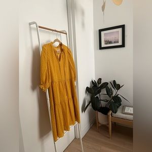 NWT Medline Clip Dot Button Front Dress